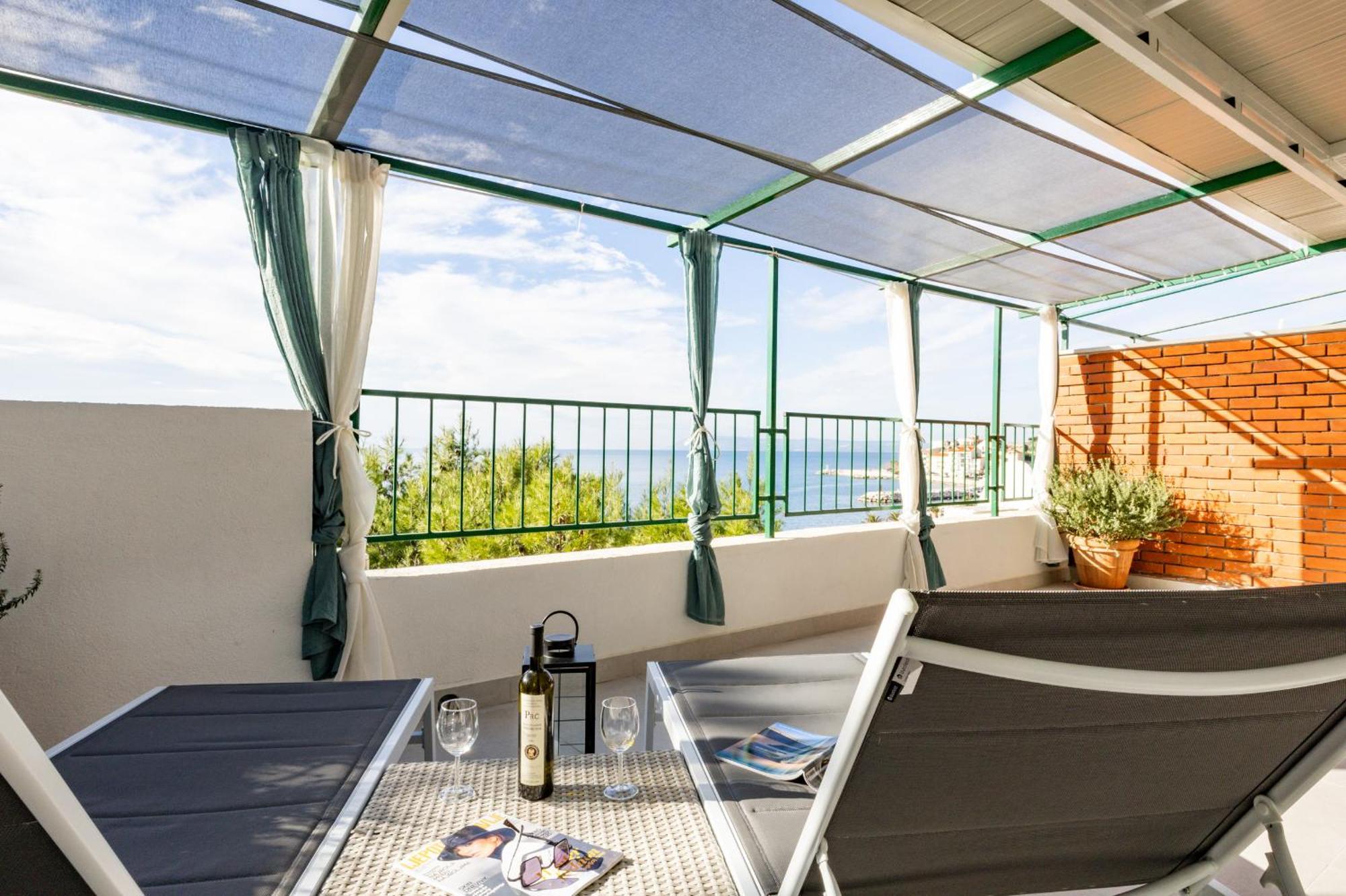 Apartments Krzanic Podgora Ngoại thất bức ảnh