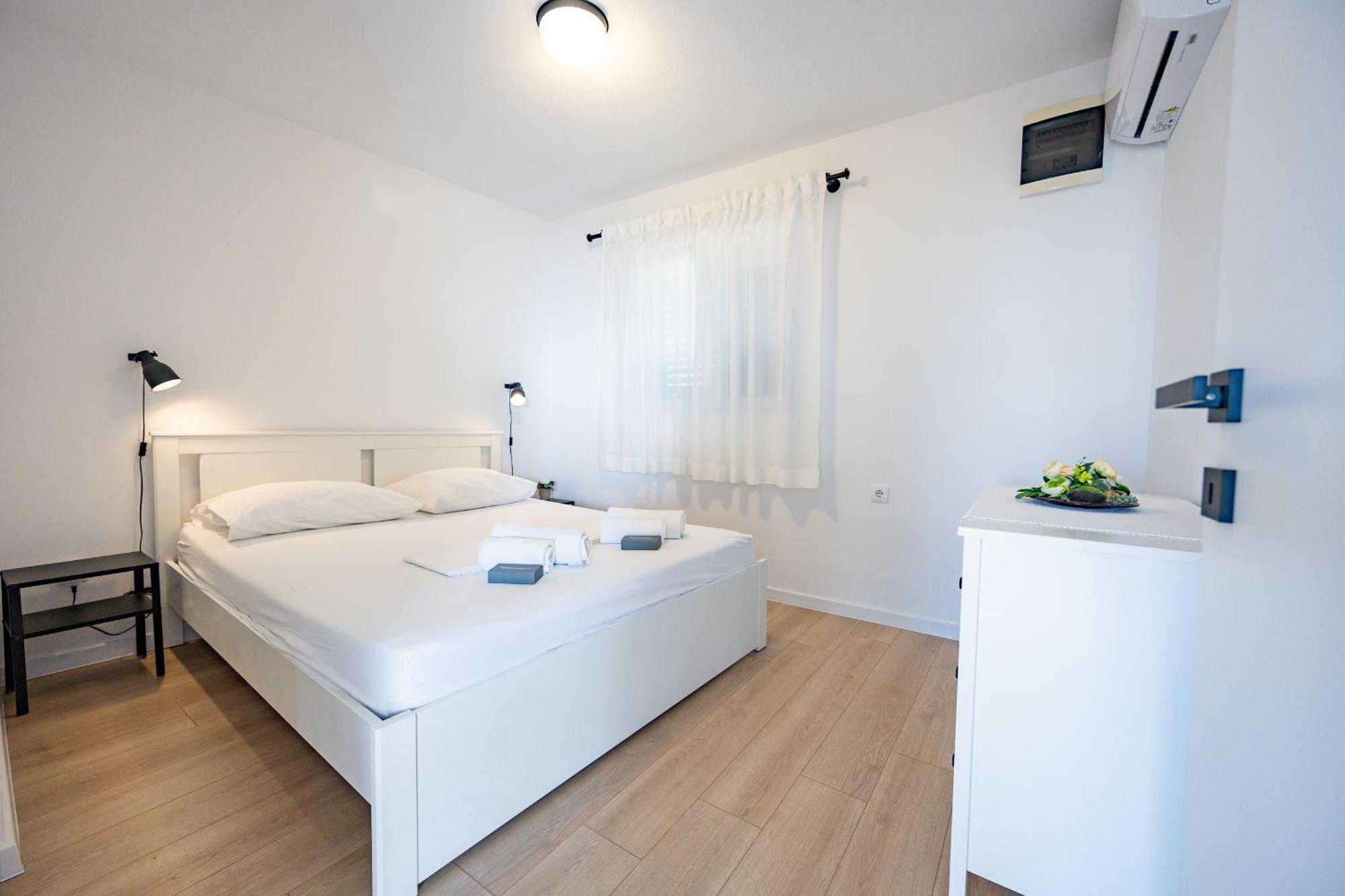 Apartments Krzanic Podgora Ngoại thất bức ảnh